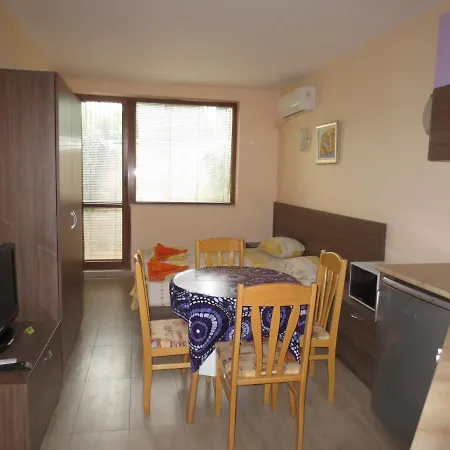 Fantasy Apartment *