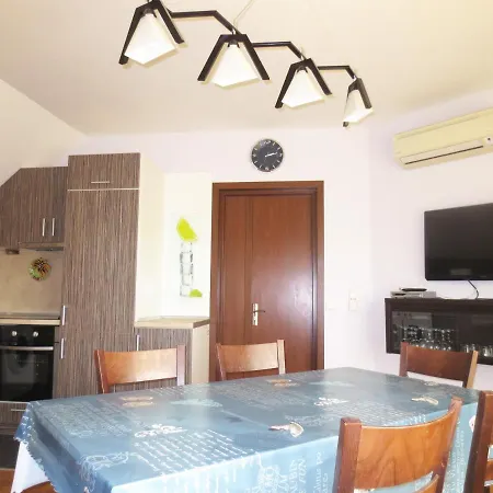 Fantasy Apartment *